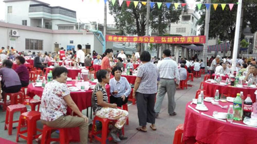 幸福宝app官网漆厂家明邦化工走进新塘社区爱心敬老 幸福宝app官网漆厂家 明邦化工走进新塘社区爱心敬老.jpg